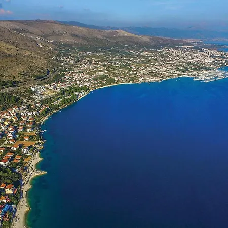 2 Bedroom Awesome In Seget Donji Daire Trogir